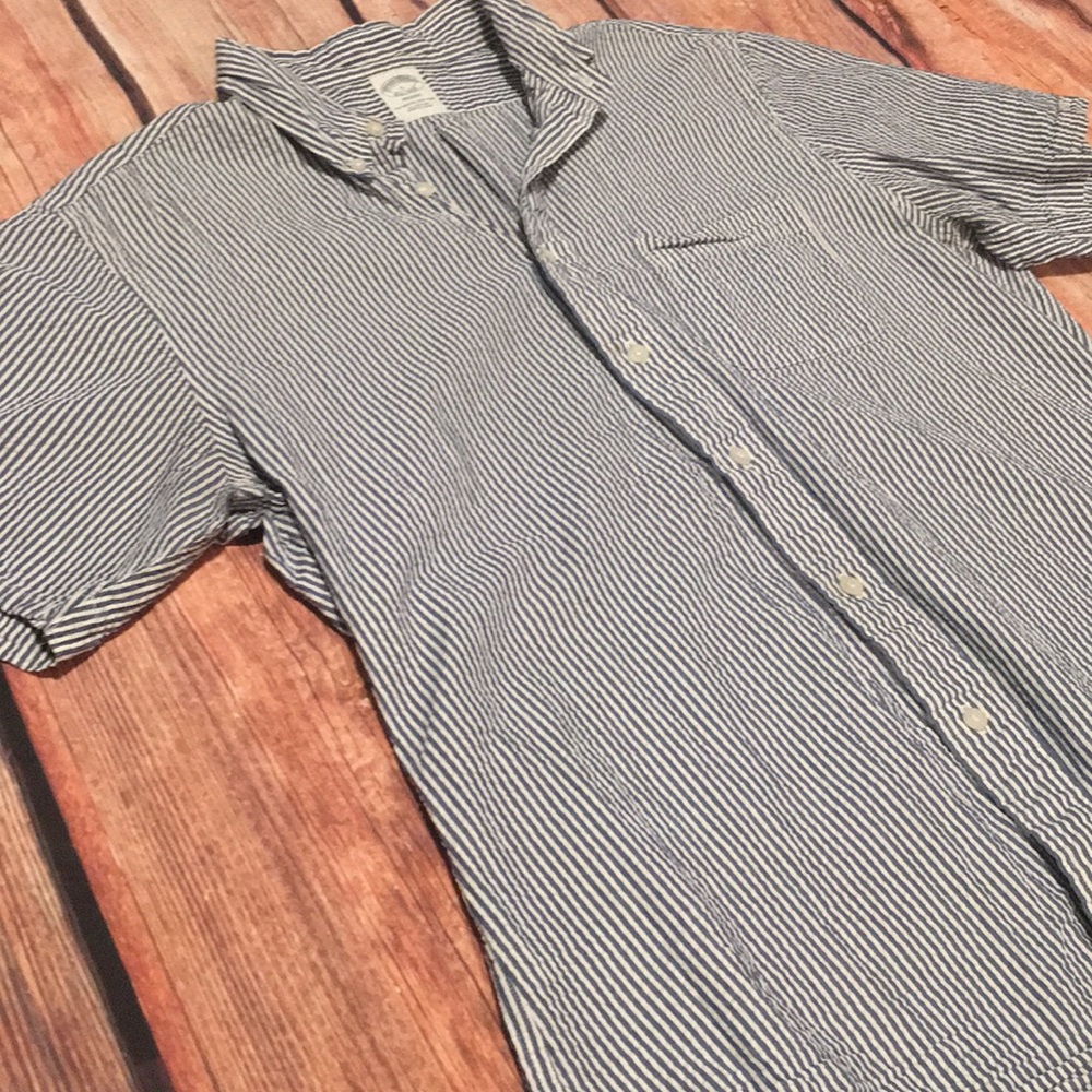 Brooks brothers- virtual strip button up